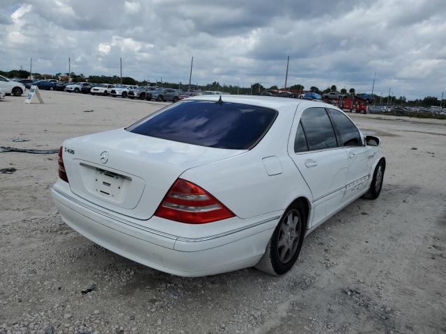 WDBNG70J71A169557 - 2001 MERCEDES-BENZ S 430 WHITE photo 4