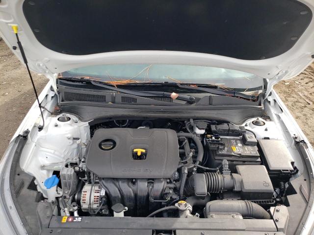 3KPF24AD5NE418727 - 2022 KIA FORTE FE WHITE photo 7