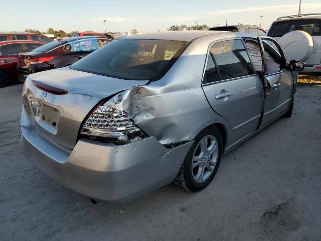 1HGCM56397A046478 - 2007 HONDA ACCORD SILVER photo 4