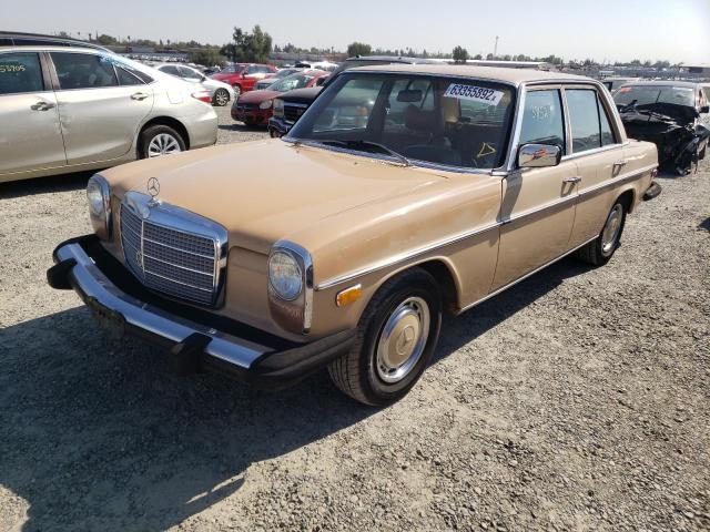 11511710125830 - 1976 MERCEDES-BENZ 240D GOLD photo 2