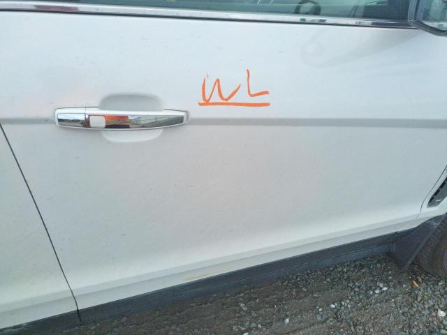 3GYFNBE3XCS561386 - 2012 CADILLAC SRX PERFOR 白色 照片 9