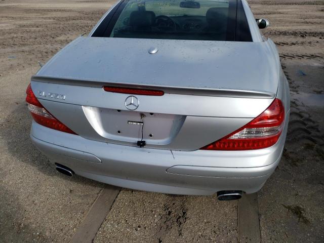 WDBSK71F27F127160 - 2007 MERCEDES-BENZ SL 550 SILVER photo 6