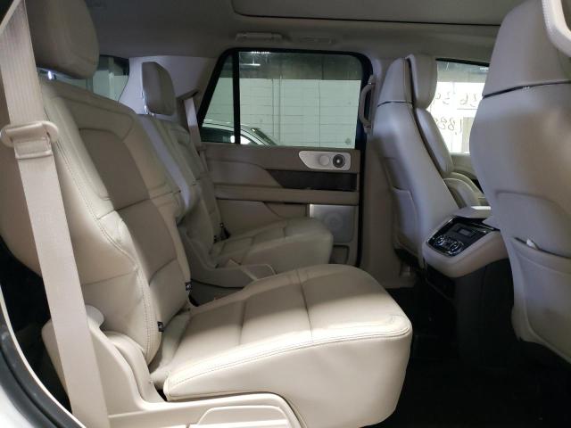 5LMJJ2LT4MEL01181 - 2021 LINCOLN NAVIGATOR WHITE photo 6