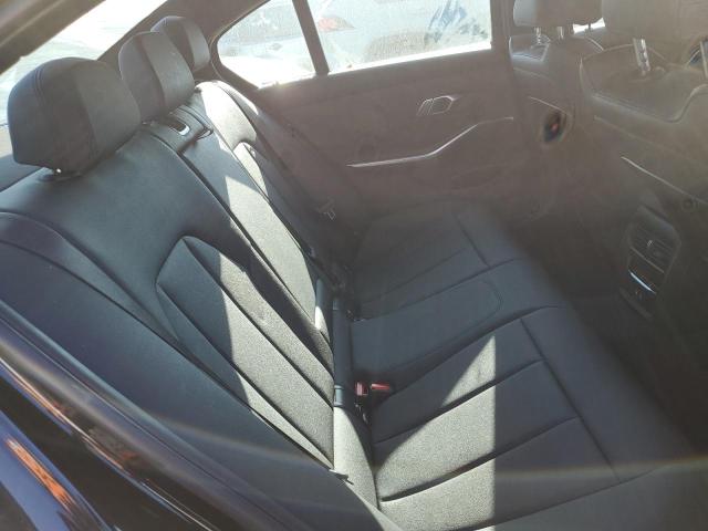 3MW5P7J04M8B64921 - 2021 BMW 330E Czarny zdjęcie 6