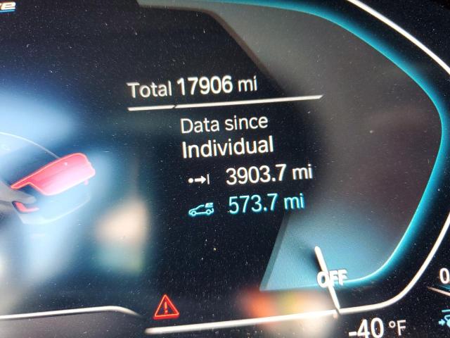3MW5P7J04M8B64921 - 2021 BMW 330E Czarny zdjęcie 8