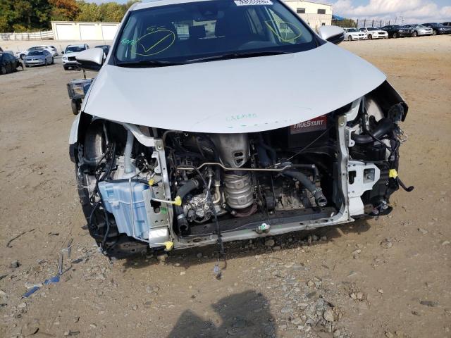 2T3YFREV6GW298246 - 2016 TOYOTA RAV4 HYBRI WHITE photo 9