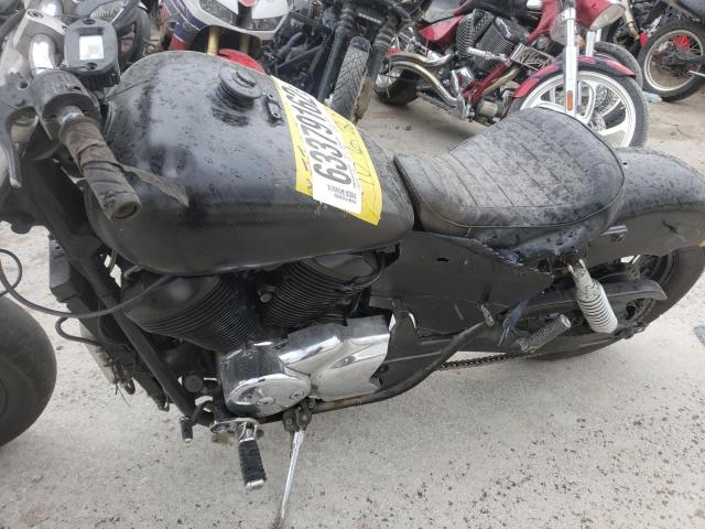 JH2RC44631M451526 - 2001 HONDA VT750 CD2 BLACK photo 10