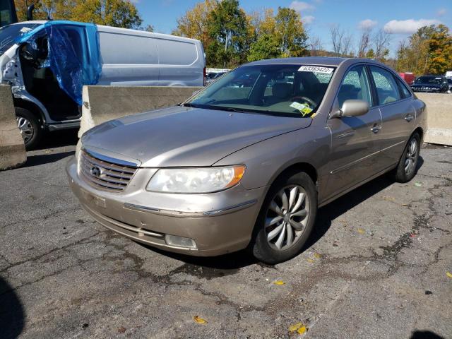 KMHFC46F26A126394 - 2006 HYUNDAI AZERA SE GOLD photo 2