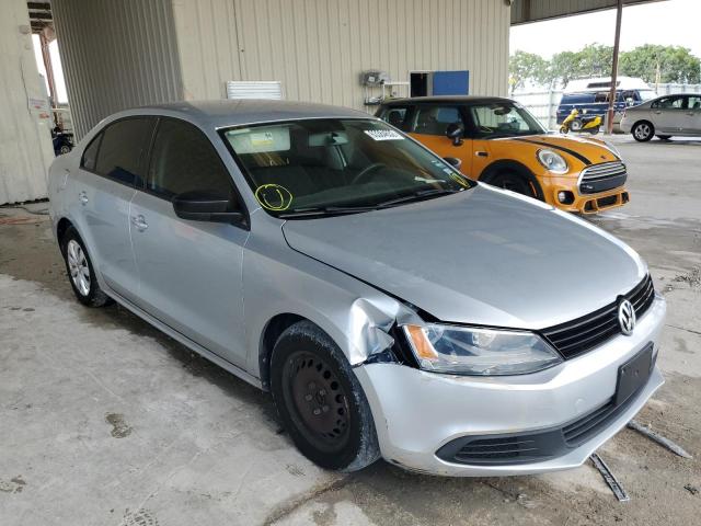 3VW2K7AJXDM386042 - 2013 VOLKSWAGEN JETTA BASE SILVER photo 1