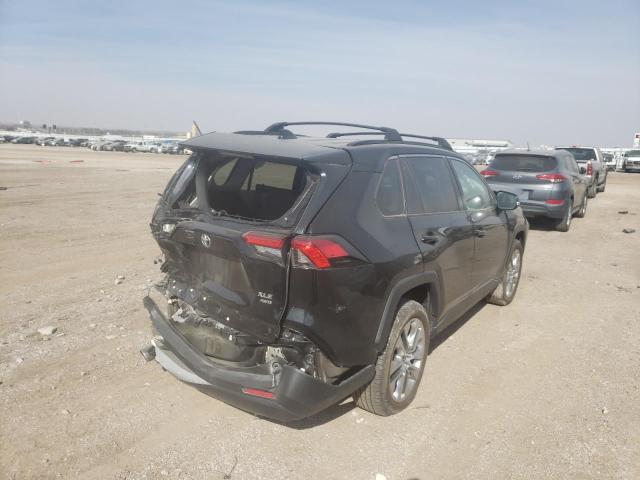 2T3A1RFV3MW208268 - 2021 TOYOTA RAV4 XLE P BLACK photo 4