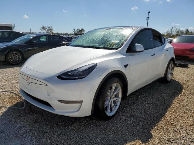 5YJYGAEE1MF145063 - 2021 TESLA MODEL Y أبيض صورة 2
