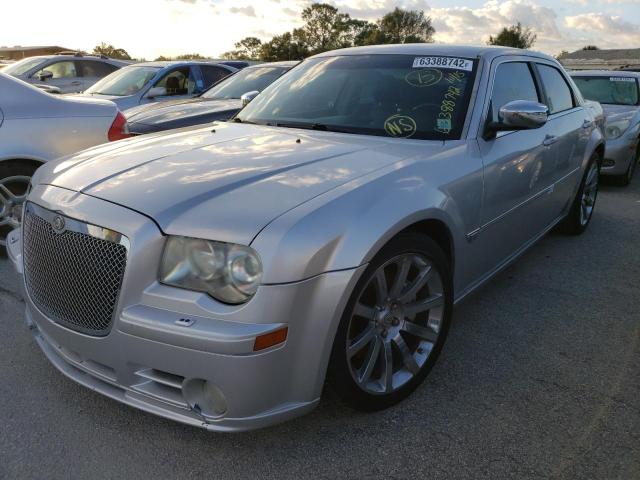 2C3KA73W86H386643 - 2006 CHRYSLER 300C SRT-8 SILVER photo 2