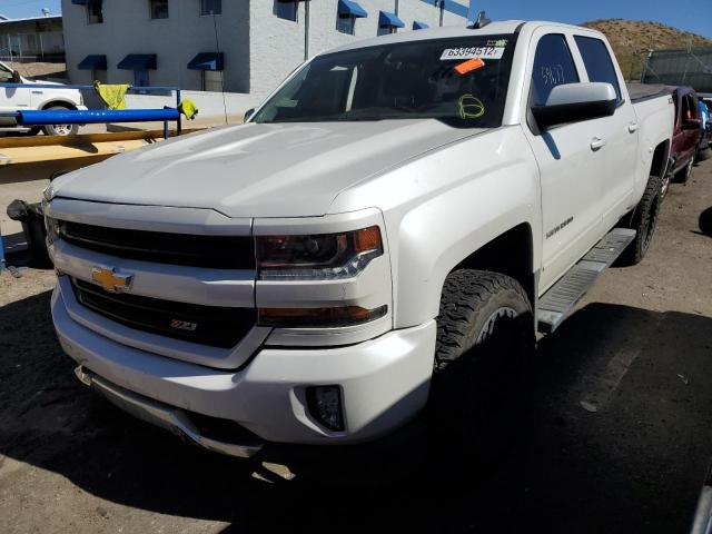 3GCUKREC3JG445686 - 2018 CHEVROLET SILVERADO4 WHITE photo 2