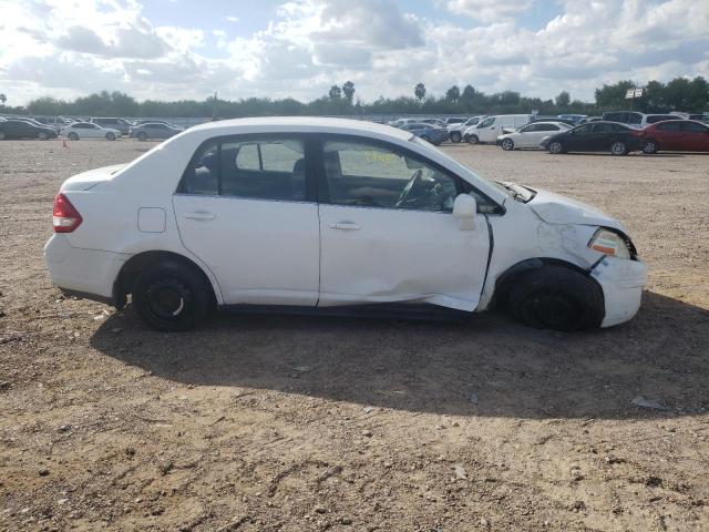 3N1BC11E57L448718 - 2007 NISSAN VERSA S WHITE photo 9