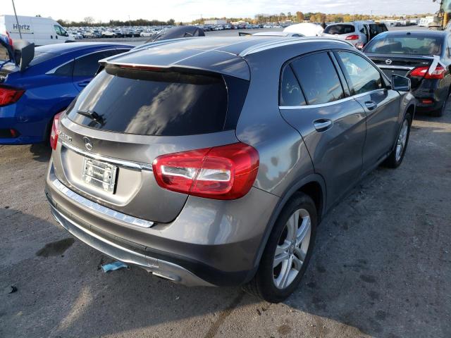 WDCTG4EB5GJ203653 - 2016 MERCEDES-BENZ GLA 250 GRAY photo 4