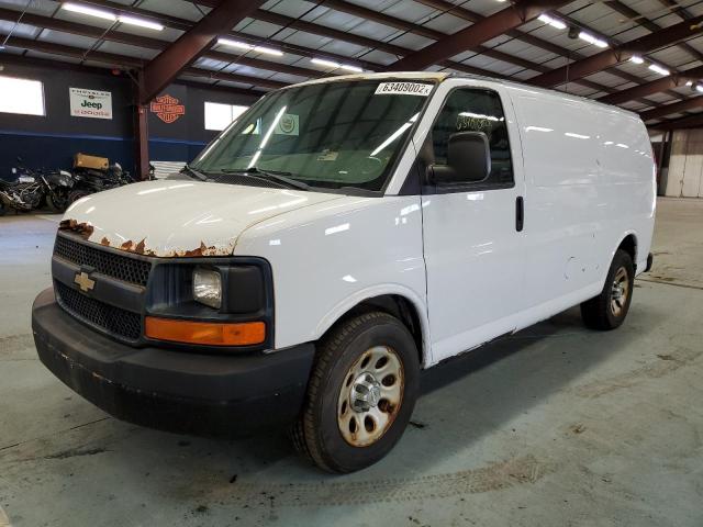 1GCSHAF4XC1158068 - 2012 CHEVROLET EXPRESS G1 WHITE photo 2