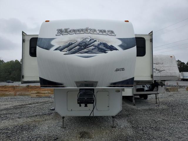 4YDF3752XB4702050 - 2011 KEYSTONE MONTANA WHITE photo 2