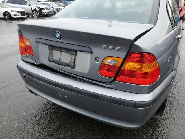 WBAAZ33474KP83075 - 2004 BMW 325 IS SUL SILVER photo 9