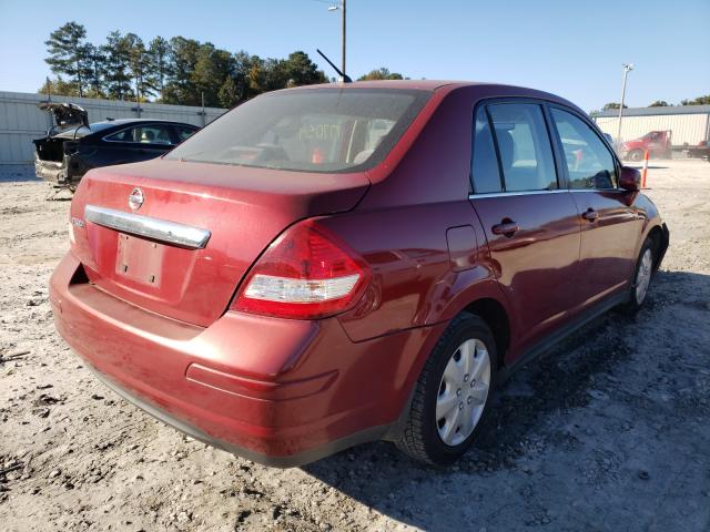 3N1BC11EX8L366324 - 2008 NISSAN VERSA BURGUNDY photo 4