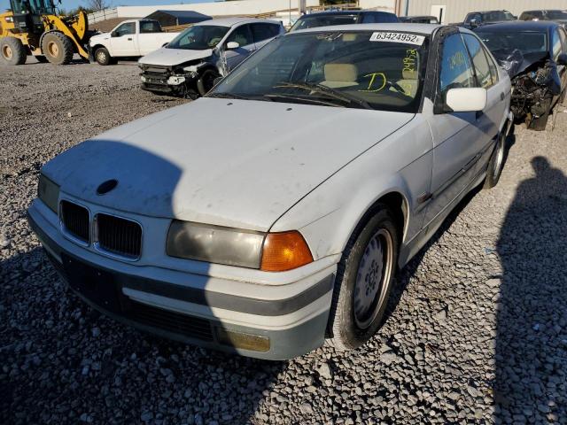 WBACB4328SFM24440 - 1995 BMW 325 I AUTO WHITE photo 2