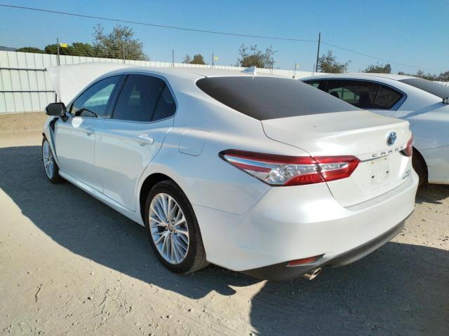 4T1F31AK3LU015396 - 2020 TOYOTA CAMRY XLE WHITE photo 3