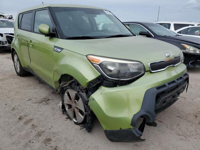 KNDJN2A23F7810837 - 2015 KIA SOUL GREEN photo 1