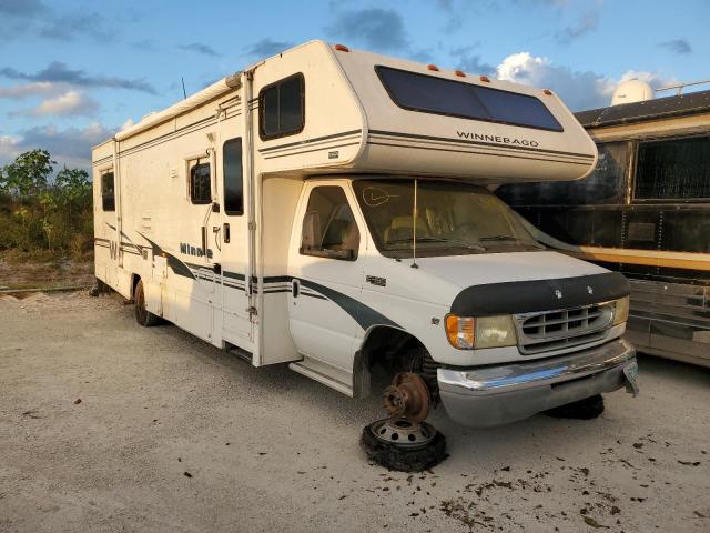 1FDXE45SX2HA65634 - 2002 FORD WINNEBAGO WHITE photo 1