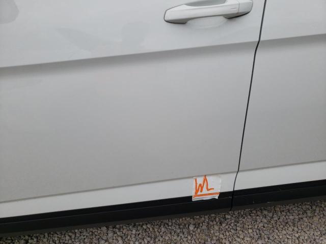 1V2JC2CA8NC207056 - 2022 VOLKSWAGEN ATLAS CROS Blanc photo 9