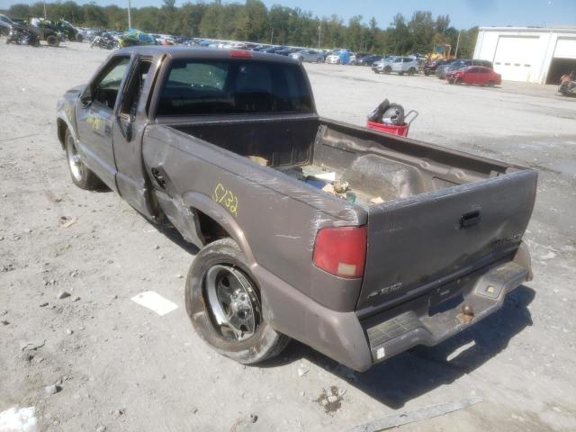 1GCCS19X3V8102348 - 1997 CHEVROLET S TRUCK S1 BROWN photo 3