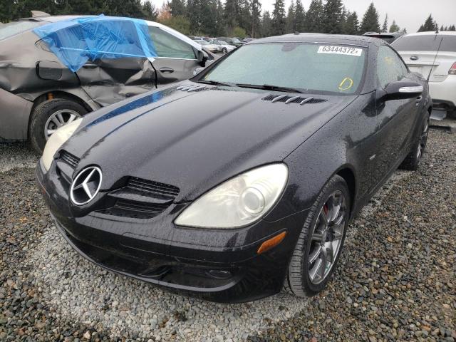 WDBWK54F38F185944 - 2008 MERCEDES-BENZ SLK 280 BLACK photo 2