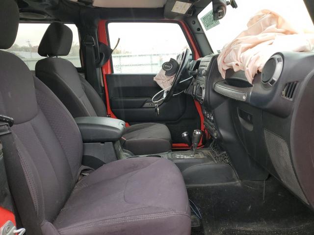 1C4AJWAG6DL615561 - 2013 JEEP WRANGLER S RED photo 5