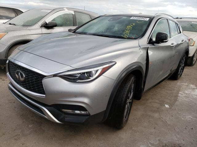 SJKCH5CR1JA041145 - 2018 INFINITI QX30 BASE SILVER photo 2