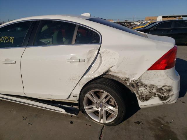 YV140MFK2F1344573 - 2015 VOLVO S60 PREMIE WHITE photo 9