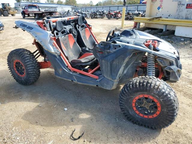 3JBVXAW22HK002453 - 2017 CAN-AM MAVERICK X SILVER photo 10