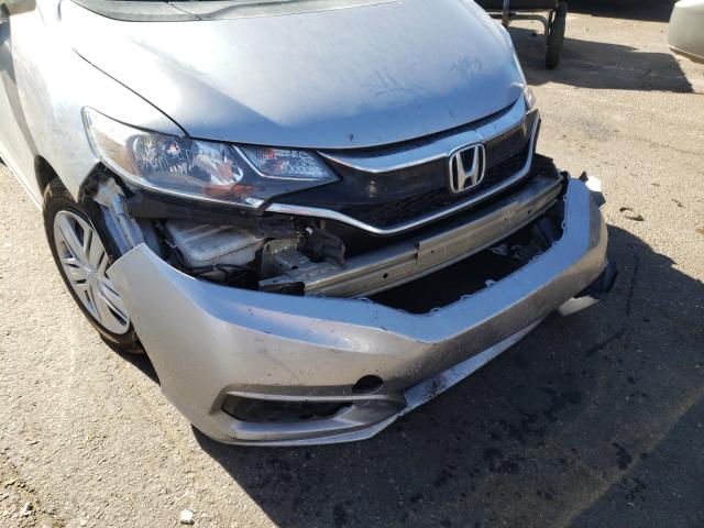 3HGGK5H46KM727769 - 2019 HONDA FIT LX SILVER photo 9