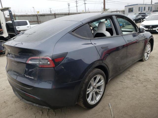 5YJYGDEEXMF247947 - 2021 TESLA MODEL Y Серый фото 4