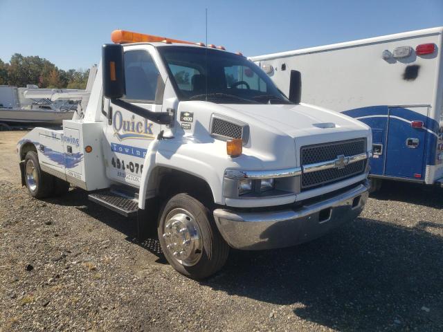 1GBE4E1123F505963 - 2003 CHEVROLET C4500 C4C0 WHITE photo 1