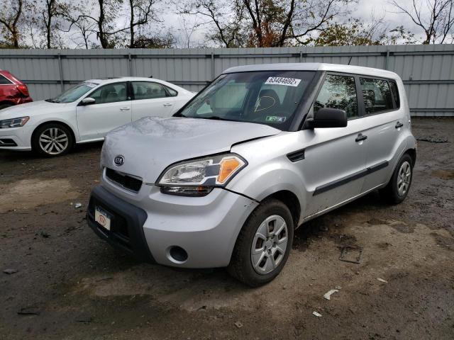 KNDJT2A11B7283680 - 2011 KIA SOUL SILVER photo 2