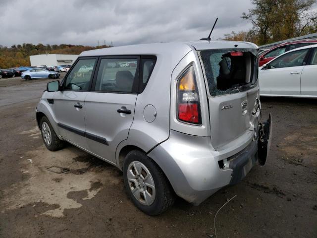 KNDJT2A11B7283680 - 2011 KIA SOUL SILVER photo 3