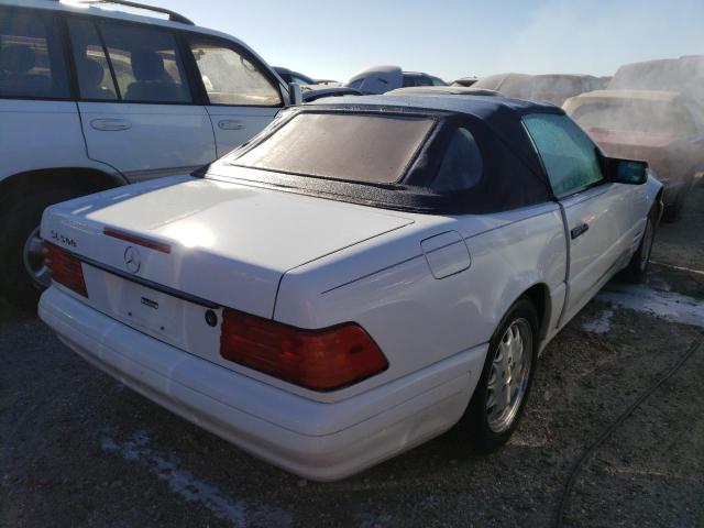 WDBFA67F3WF161869 - 1998 MERCEDES-BENZ SL 500 WHITE photo 4