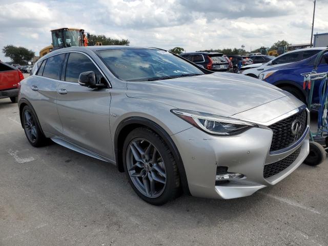 SJKCH5CP5HA018122 - 2017 INFINITI QX30 BASE SILVER photo 1