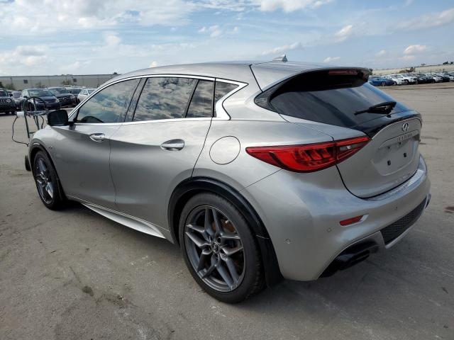 SJKCH5CP5HA018122 - 2017 INFINITI QX30 BASE SILVER photo 3