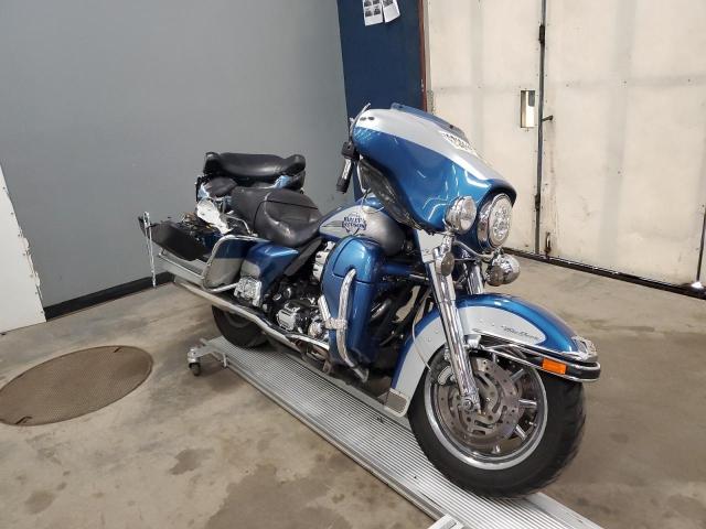 1HD1FCW186Y689041 - 2006 HARLEY-DAVIDSON FLHTCUI 双色 照片 1