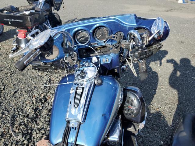 1HD1FCW186Y689041 - 2006 HARLEY-DAVIDSON FLHTCUI 双色 照片 5