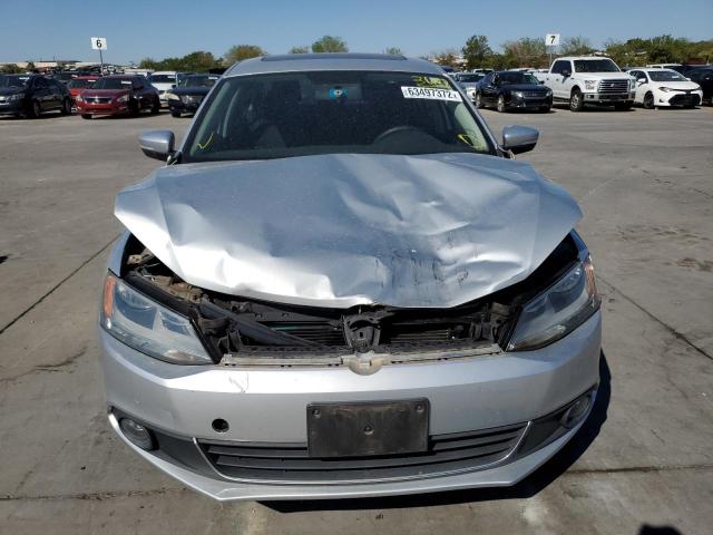 3VWLX7AJ6BM318081 - 2011 VOLKSWAGEN JETTA SEL SILVER photo 9