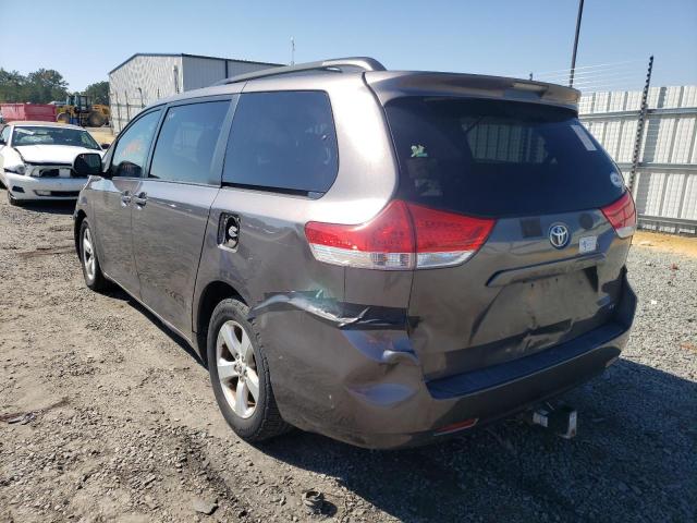 5TDKK3DC2CS216474 - 2012 TOYOTA SIENNA LE GRAY photo 3