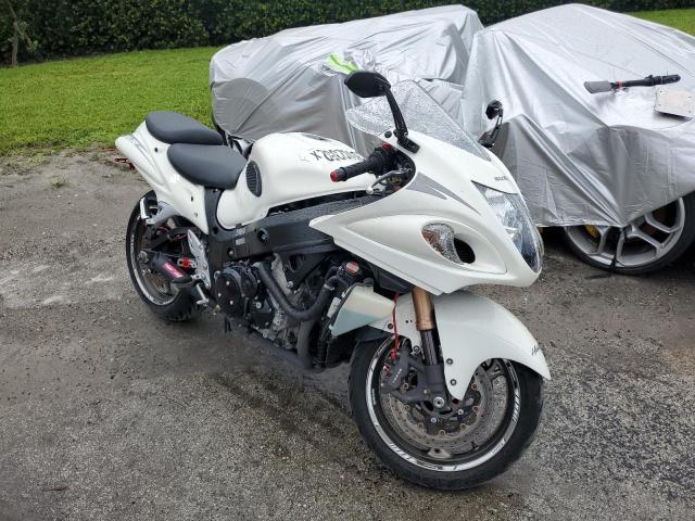 JS1GX72AXB2101072 - 2011 SUZUKI GSX1300 R WHITE photo 1