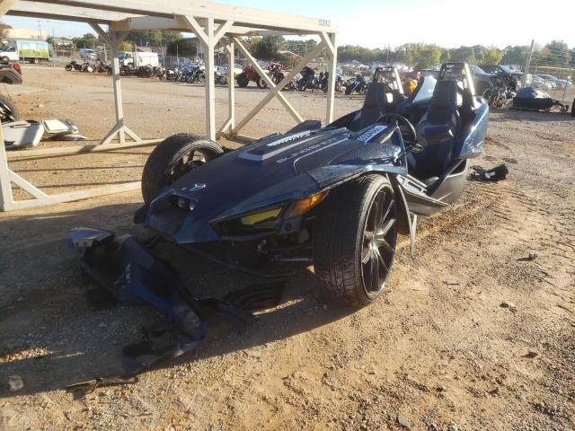 57XAAPFA7K8133246 - 2019 POLARIS SLINGSHOT BLUE photo 2