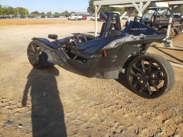 57XAAPFA7K8133246 - 2019 POLARIS SLINGSHOT BLUE photo 3