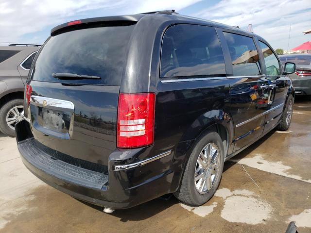 2A8HR64X29R568393 - 2009 CHRYSLER TOWN & COU BLACK photo 4